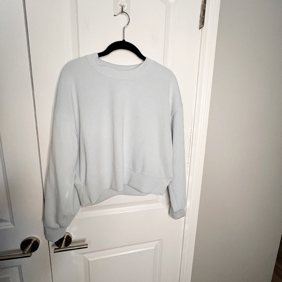 Lululemon Perfectly Oversized Cropped Crew Softstreme Powder Blue - Picture 4 of 7